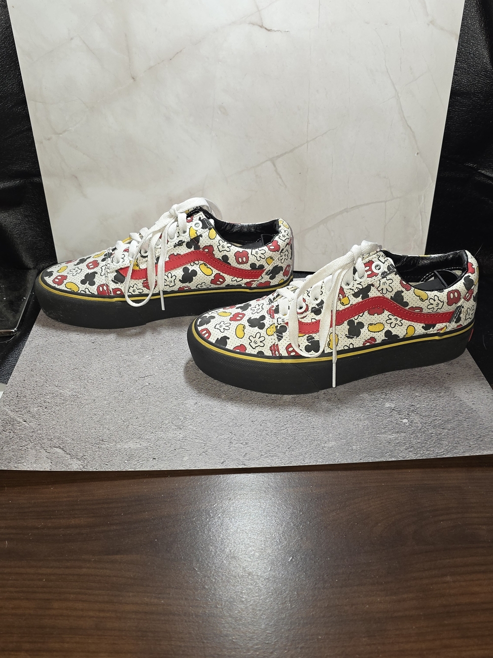 Custom Vans X Disney Womens Sz.8 - Picture 3 of 15